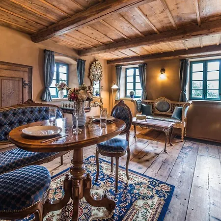 Kovárna - Frýdštejn - Stylové Ubytování, Luxusní Wellness, Zážitková Restaurace Rezort