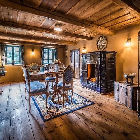 Kovárna - Frýdštejn - Stylové Ubytování, Luxusní Wellness, Zážitková Restaurace Rezort