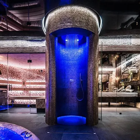 Kovárna - Frýdštejn - Stylové Ubytování, Luxusní Wellness, Zážitková Restaurace *