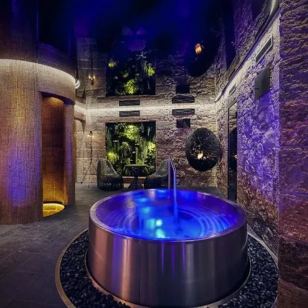 Kovarna - Frydstejn - Stylove Ubytovani, Luxusni Wellness, Zazitkova Restaurace *