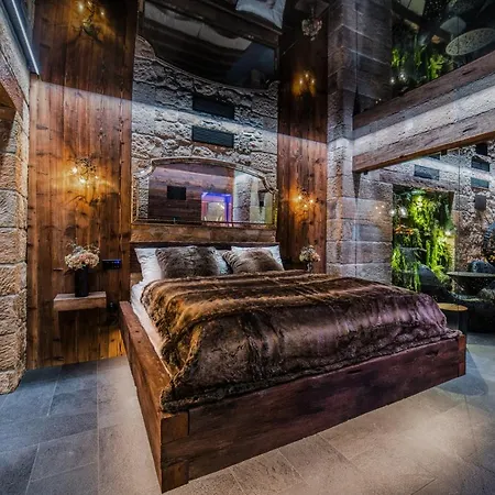 Kovárna - Frýdštejn - Stylové Ubytování, Luxusní Wellness, Zážitková Restaurace Hodkovice nad Mohelkou