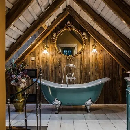 منتجع Kovarna - Frydstejn - Stylove Ubytovani, Luxusni Wellness, Zazitkova Restaurace *