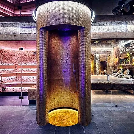 Kovárna - Frýdštejn - Stylové Ubytování, Luxusní Wellness, Zážitková Restaurace *