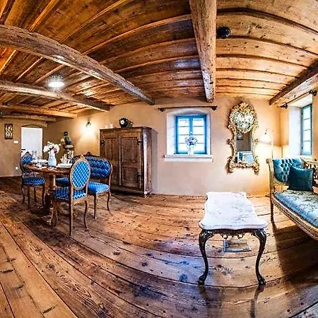 Kovárna - Frýdštejn - Stylové Ubytování, Luxusní Wellness, Zážitková Restaurace *