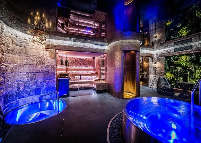 Kovárna - Frýdštejn - Stylové Ubytování, Luxusní Wellness, Zážitková Restaurace * Hodkovice nad Mohelkou