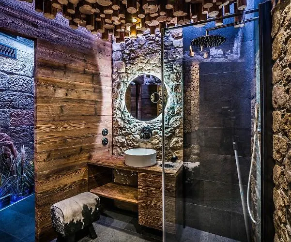 Kovárna - Frýdštejn - Stylové Ubytování, Luxusní Wellness, Zážitková Restaurace Rezort