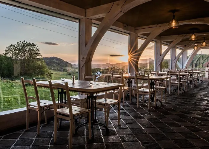 Kovárna - Frýdštejn - Stylové Ubytování, Luxusní Wellness, Zážitková Restaurace Rezort