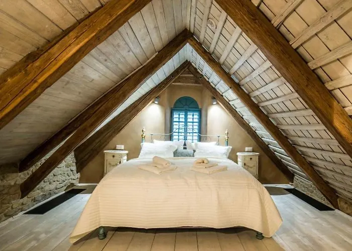 Rezort Kovárna - Frýdštejn - Stylové Ubytování, Luxusní Wellness, Zážitková Restaurace *